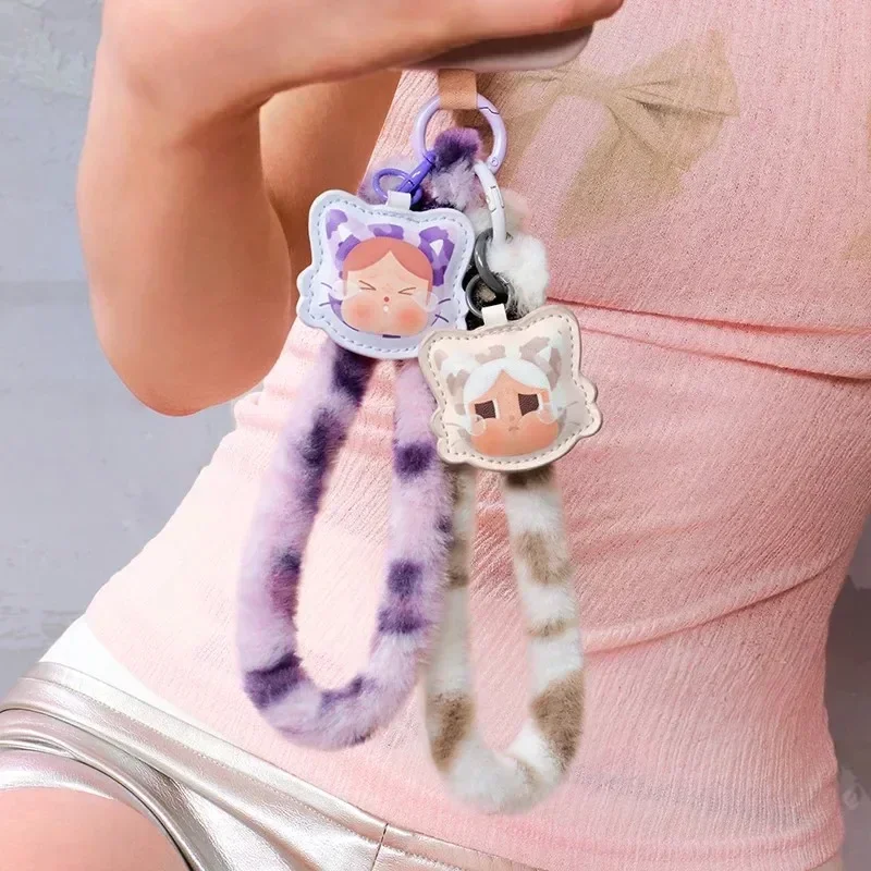 POP MART CRYBABY Wild but Cuti - đánh giá và giá Home Security Movie